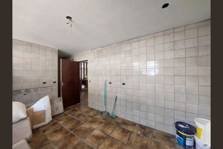 Casa à venda com 1186m², 4 quartos e 6 vagas Casa à venda com 1186m², 4 quartos e 6 vagasCozinha