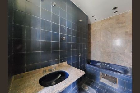 Casa à venda com 1186m², 4 quartos e 6 vagas Casa à venda com 1186m², 4 quartos e 6 vagasBanheiro Suíte 1