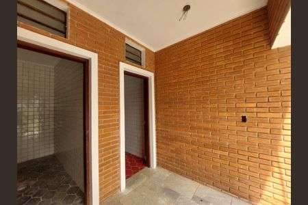 Casa à venda com 1186m², 4 quartos e 6 vagas Casa à venda com 1186m², 4 quartos e 6 vagasBanheiro da Área de Lazer