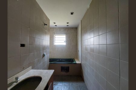 Casa à venda com 1186m², 4 quartos e 6 vagas Casa à venda com 1186m², 4 quartos e 6 vagasBanheiro Suíte 2