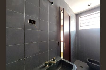 Casa à venda com 1186m², 4 quartos e 6 vagas Casa à venda com 1186m², 4 quartos e 6 vagasBanheiro Suíte 3