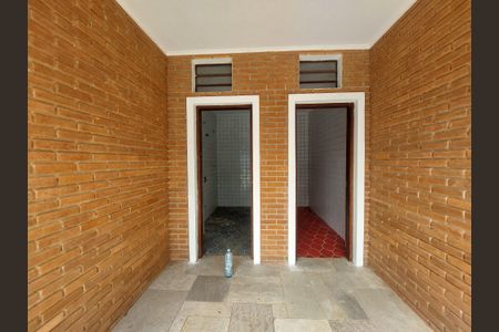 Casa à venda com 1186m², 4 quartos e 6 vagas Casa à venda com 1186m², 4 quartos e 6 vagasBanheiro da Área de Lazer