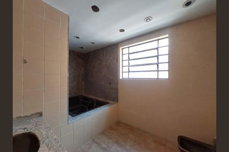 Casa à venda com 1186m², 4 quartos e 6 vagas Casa à venda com 1186m², 4 quartos e 6 vagasBanheiro Suíte 4