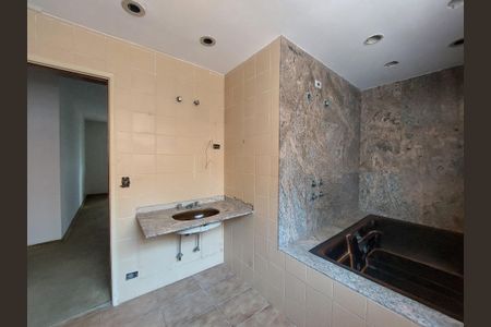 Casa à venda com 1186m², 4 quartos e 6 vagas Casa à venda com 1186m², 4 quartos e 6 vagasBanheiro Suíte 4