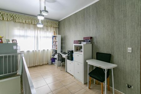 Casa à venda com 242m², 3 quartos e 4 vagasHall