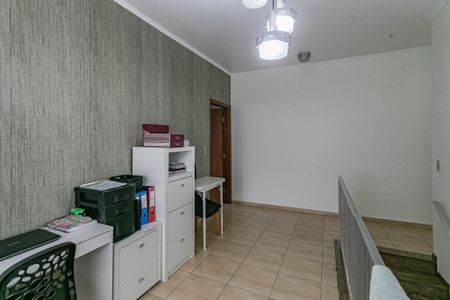 Casa à venda com 242m², 3 quartos e 4 vagasHall