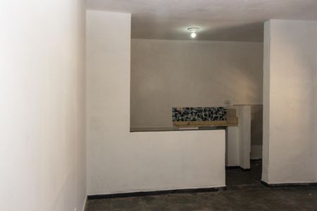 Casa para alugar com 35m², 1 quarto e 1 vagaSala