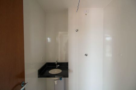 Apartamento à venda com 36m², 2 quartos e sem vaga Apartamento à venda com 36m², 2 quartos e sem vagaBanheiro