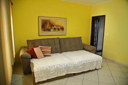 Casa à venda com 125m², 3 quartos e 2 vagasSala