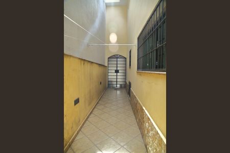 Casa à venda com 125m², 3 quartos e 2 vagasQuintal lateral 