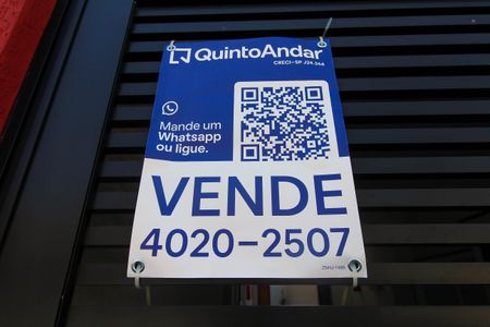 Apartamento à venda com 35m², 2 quartos e sem vaga Apartamento à venda com 35m², 2 quartos e sem vagaFachada