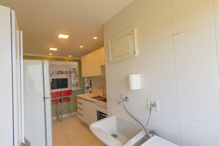Apartamento para alugar com 57m², 2 quartos e 1 vaga Apartamento para alugar com 57m², 2 quartos e 1 vagaCozinha e Área de Serviço