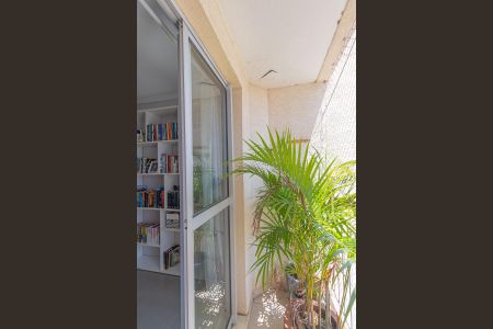 Sacada da Sala de apartamento para alugar com 2 quartos, 57m² em Igara, Canoas