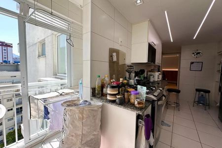 Cozinha de apartamento para alugar com 2 quartos, 94m² em Botafogo, Rio de Janeiro