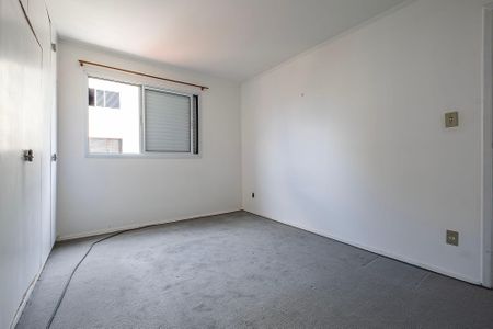 Apartamento à venda com 110m², 3 quartos e 1 vaga Apartamento à venda com 110m², 3 quartos e 1 vagaQuarto 2