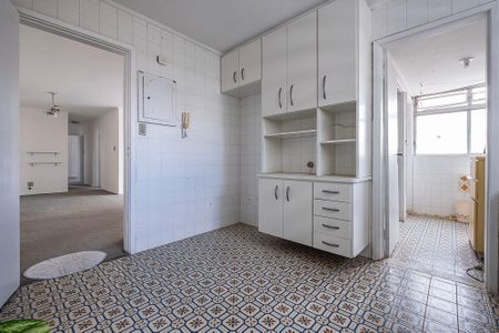 Apartamento à venda com 110m², 3 quartos e 1 vaga Apartamento à venda com 110m², 3 quartos e 1 vagaCozinha