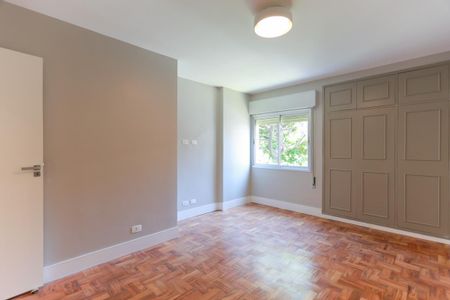 Apartamento à venda com 135m², 3 quartos e 1 vaga Apartamento à venda com 135m², 3 quartos e 1 vagaQuarto 1