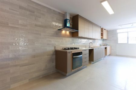 Apartamento à venda com 135m², 3 quartos e 1 vaga Apartamento à venda com 135m², 3 quartos e 1 vagaCozinha