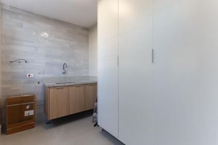 Apartamento à venda com 135m², 3 quartos e 1 vaga Apartamento à venda com 135m², 3 quartos e 1 vagaÁrea de serviço
