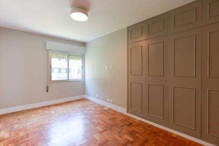 Apartamento à venda com 135m², 3 quartos e 1 vaga Apartamento à venda com 135m², 3 quartos e 1 vagaSuíte