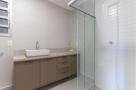 Apartamento à venda com 135m², 3 quartos e 1 vaga Apartamento à venda com 135m², 3 quartos e 1 vagaBanheiro