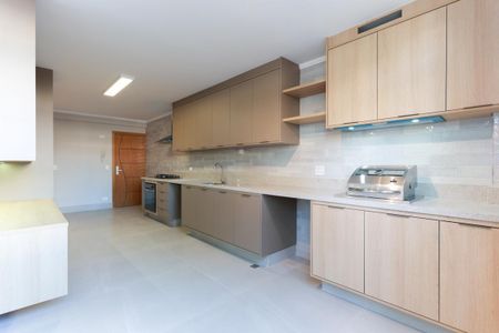 Apartamento à venda com 135m², 3 quartos e 1 vaga Apartamento à venda com 135m², 3 quartos e 1 vagaCozinha