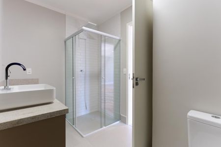 Apartamento à venda com 135m², 3 quartos e 1 vaga Apartamento à venda com 135m², 3 quartos e 1 vagaBanheiro