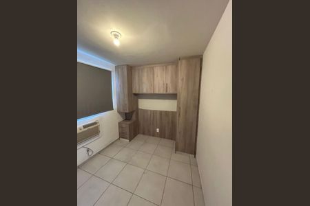 Quarto de apartamento à venda com 2 quartos, 51m² em Tanque, Rio de Janeiro