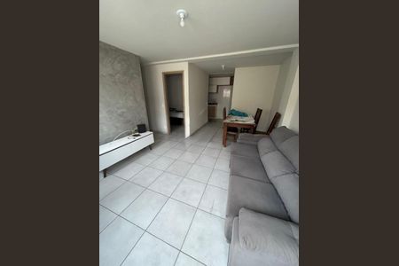 Sala de apartamento à venda com 2 quartos, 51m² em Tanque, Rio de Janeiro