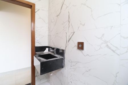 Casa para alugar com 166m², 3 quartos e 2 vagasBanheiro Social