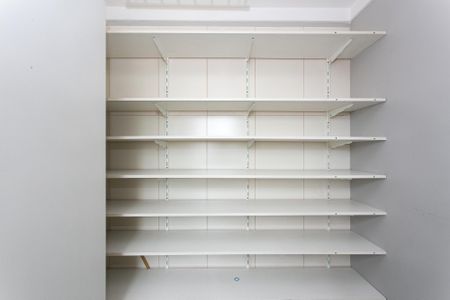 Apartamento para alugar com 235m², 4 quartos e 5 vagasÁrea de Serviço