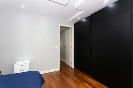 Apartamento para alugar com 235m², 4 quartos e 5 vagasSuíte 2