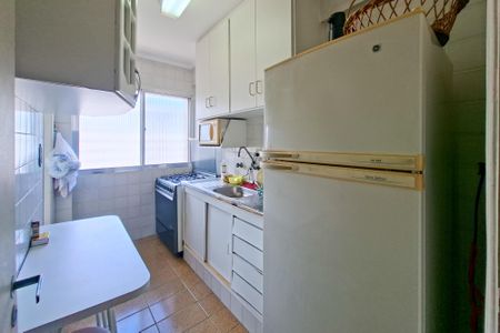 Apartamento para alugar com 68m², 2 quartos e 2 vagas Apartamento para alugar com 68m², 2 quartos e 2 vagasCozinha