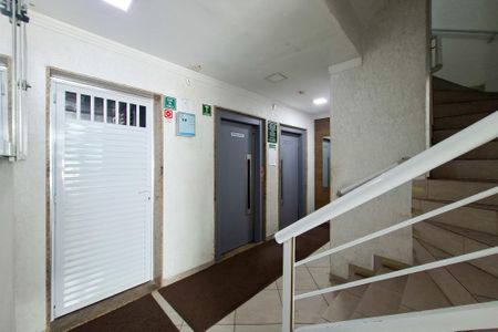 Apartamento para alugar com 68m², 2 quartos e 2 vagas Apartamento para alugar com 68m², 2 quartos e 2 vagasHall