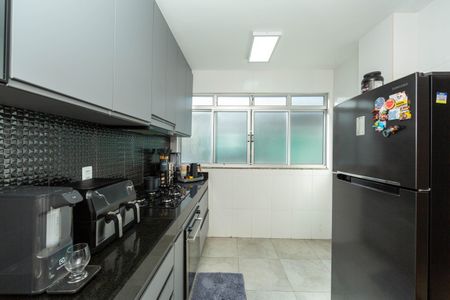 Apartamento à venda com 100m², 3 quartos e 2 vagasCOZINHA