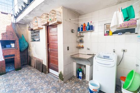 Casa à venda com 106m², 2 quartos e 2 vagasLavanderia