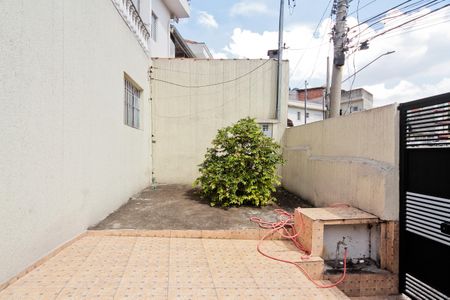 Casa para alugar com 224m², 2 quartos e 2 vagas Casa para alugar com 224m², 2 quartos e 2 vagasÁrea externa