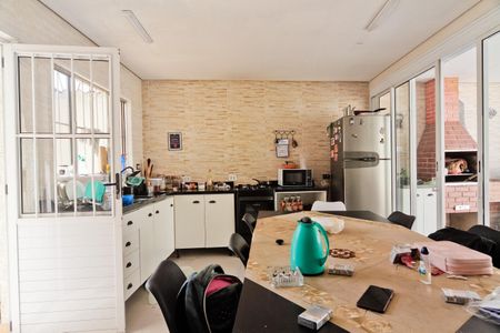 Casa para alugar com 224m², 2 quartos e 2 vagas Casa para alugar com 224m², 2 quartos e 2 vagasCozinha