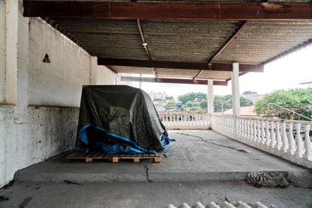 Casa para alugar com 224m², 2 quartos e 2 vagas Casa para alugar com 224m², 2 quartos e 2 vagasÁrea externa