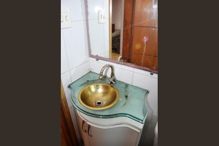 Apartamento à venda com 56m², 2 quartos e 1 vagaDetalhe - Banheiro Social