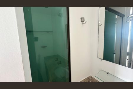 Apartamento à venda com 85m², 2 quartos e 1 vagaBanheiro quarto 2