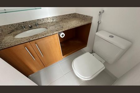 Apartamento à venda com 85m², 2 quartos e 1 vagaBanheiro quarto 2