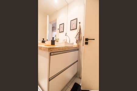 Apartamento à venda com 87m², 2 quartos e 1 vagaBanheiro 2