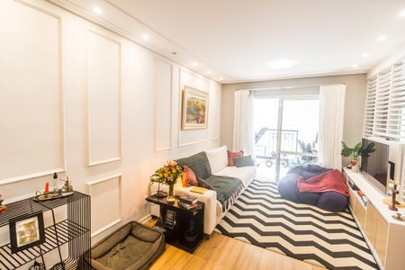 Sala  de apartamento à venda com 2 quartos, 87m² em Jardim Tupanci, Barueri