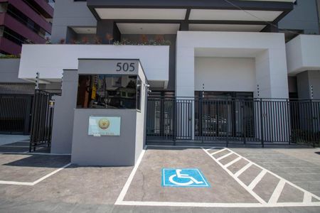 Apartamento à venda com 59m², 2 quartos e 1 vagaFachada