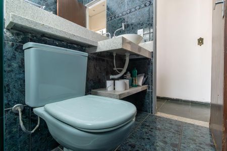 Apartamento à venda com 65m², 3 quartos e sem vaga Apartamento à venda com 65m², 3 quartos e sem vagaBanheiro
