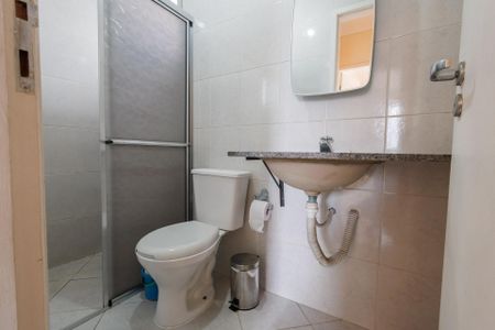 Apartamento para alugar com 56m², 2 quartos e 1 vaga Apartamento para alugar com 56m², 2 quartos e 1 vagaBanheiro Corredor