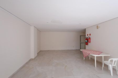 Apartamento para alugar com 56m², 2 quartos e 1 vaga Apartamento para alugar com 56m², 2 quartos e 1 vagaÁrea comum - Salão de festas