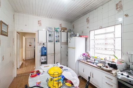 Casa à venda com 180m², 3 quartos e 4 vagas Casa à venda com 180m², 3 quartos e 4 vagasCozinha