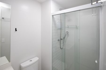 Banheiro de apartamento para alugar com 1 quarto, 30m² em Tucuruvi, São Paulo